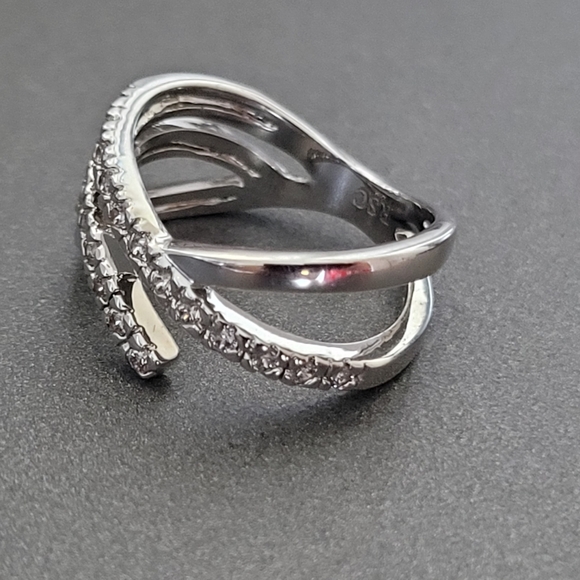 Cubic Zirconia RSC Fashion Ring EUC Silvertone - Picture 10 of 14